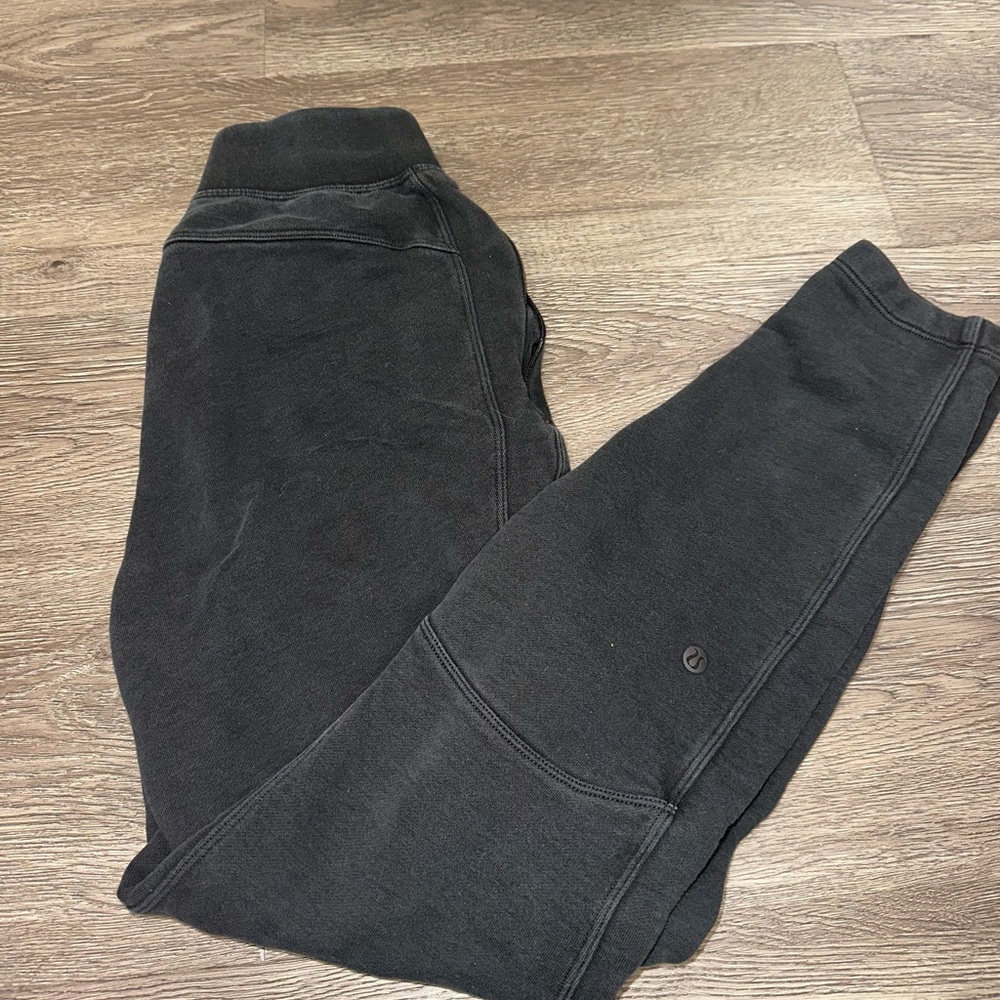 Lululemon joggers